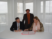 Foto: ondertekening akkoord